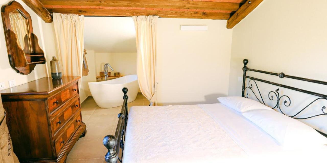 Agriturismo I Giunchi Mochignano Eksteriør bilde